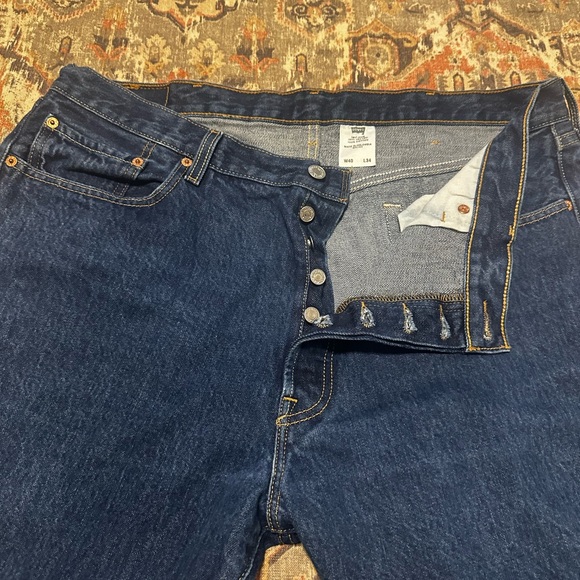 Men’s Levi’s 501 Jeans Size 40x34 - Picture 3 of 6
